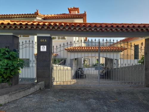 Budova, kde se vila nachází