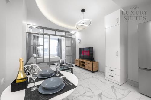 Danae, The Luxury Suites