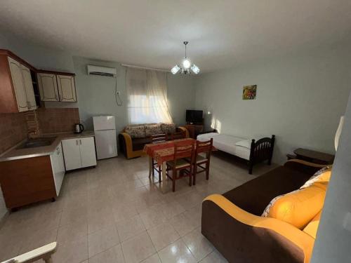 Rezidenca Hasanaj 21