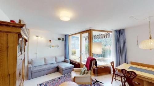 Apartment Piz Cotschen B