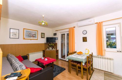 Apartment Vrilo