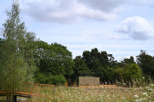 Gambar di galeri bagi Mirror Houses Pound Farm - Pond OOD di Saxmundham
