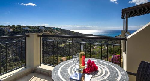 Modern Apartment U6 with Beautiful Sea Views, Aphrodite Hills