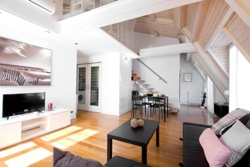 Atico duplex centrico con parking incluido