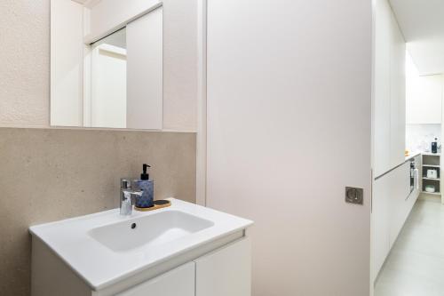 WHome Charming Getaway Near Campo Ourique