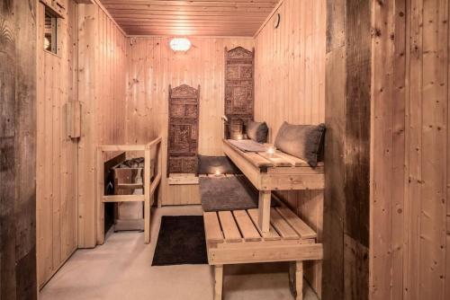 Χώρος καθιστικού στο Luxury Lodge, 10 Bdr, Spa, Gym and Game Room