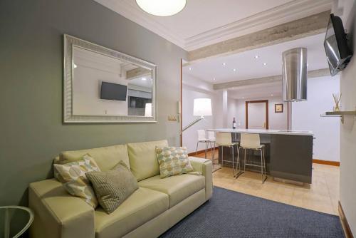 Amplio apartamento en Gros con parking privado