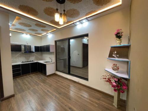 Gallery image of Paragon Penthouse in Ado Rāi