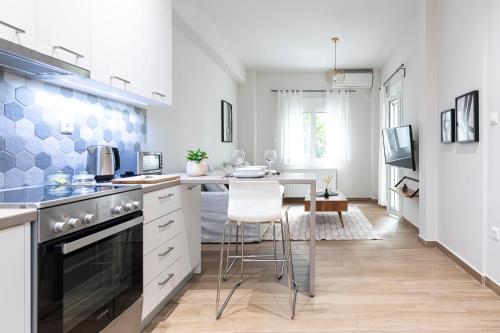 Zeus 1 bdr apartment in Koukaki