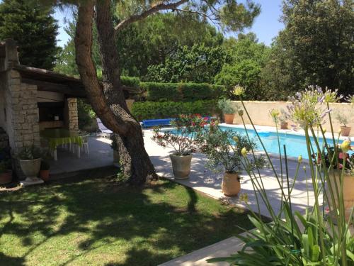 Foto dalla galleria di Maison avec piscine privative Taillades Luberon LS2-281 a Les Taillades