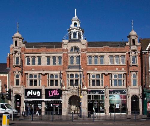 Hen and Stag Pad, Large Group Accom Digbeth Sleeps 24 photo 34