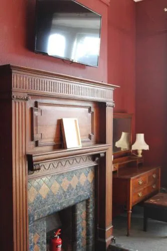 Hen and Stag Pad, Large Group Accom Digbeth Sleeps 24 photo 11