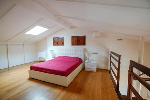 Кровать или кровати в номере Ampio bilocale centralissimo, Firenze