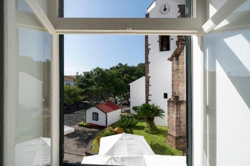 Casa do Beiral by an island apart