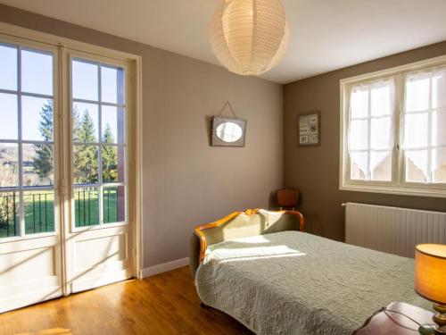 Voodi või voodid majutusasutuse Évasion en Dordogne: Maison au bord de l'eau avec parking privé - FR-1-616-413 toas