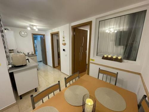 Dapur atau dapur kecil di Casa de pe colț