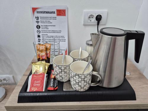 Παροχές για τσάι/καφέ στο Authentic Belgrade Centre - 4 Suites in One Space, with patios in courtyard for smokers