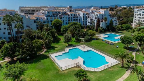 Mediterranean dream banus penthouse with seaviews