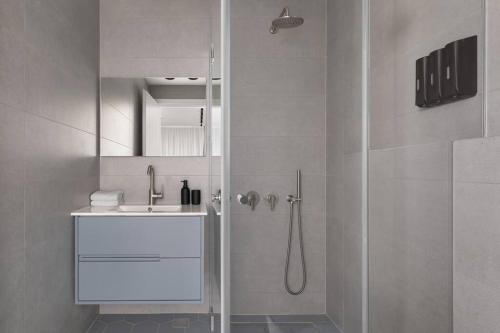 Ένα μπάνιο στο Luxury Studio Beach Flat 526