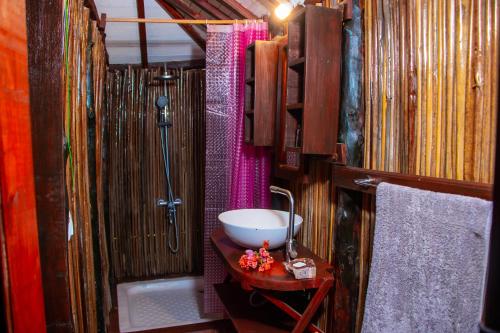 Gallery image of Ampazôny Oasis Lodge in Mahajanga