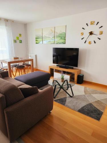 Renewed Spacious 35m2 Studio in Paris