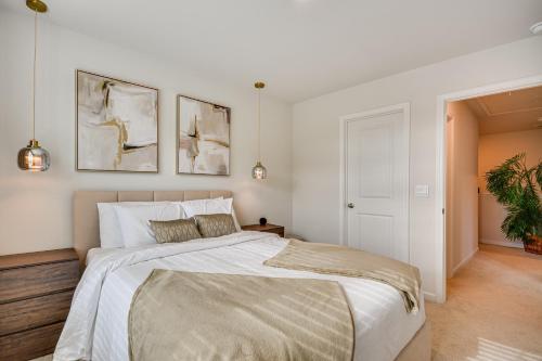 Gallery image of Modern Townhome with Private Yard in Kernersville! in Kernersville