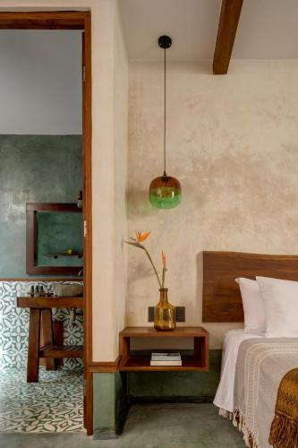 Fantastic 6BR Luxury Penthouse Villa 12ppl Rooftop Pool & Bathtubにあるベッド