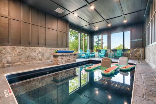 New Explorer's Hideaway,Mtn View, Firepit,Upscale photo 4