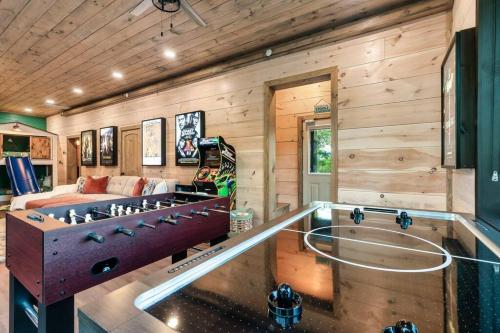 New Explorer's Hideaway,Mtn View, Firepit,Upscale photo 16