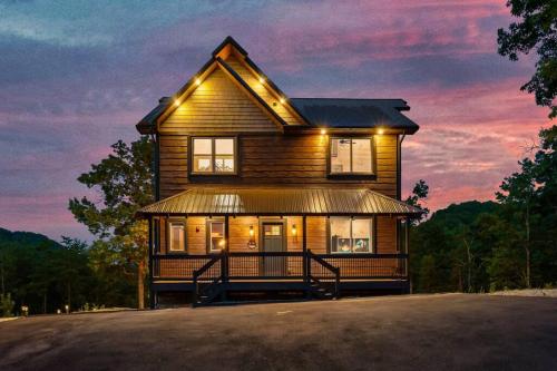 New Explorer's Hideaway,Mtn View, Firepit,Upscale photo 23