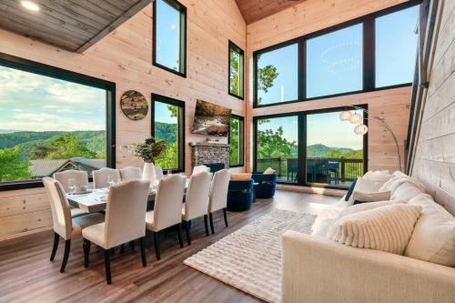 New Explorer's Hideaway,Mtn View, Firepit,Upscale photo 35