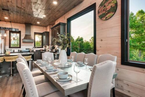 New Explorer's Hideaway,Mtn View, Firepit,Upscale photo 38