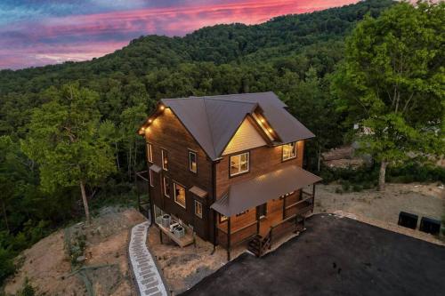 New Explorer's Hideaway,Mtn View, Firepit,Upscale photo 46