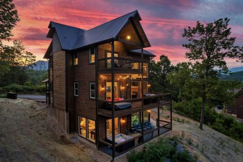 New Explorer's Hideaway,Mtn View, Firepit,Upscale photo 68