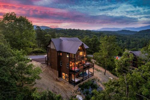 New Explorer's Hideaway,Mtn View, Firepit,Upscale photo 75