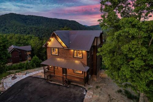 New Explorer's Hideaway,Mtn View, Firepit,Upscale photo 93