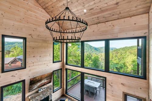 New Explorer's Hideaway,Mtn View, Firepit,Upscale photo 98