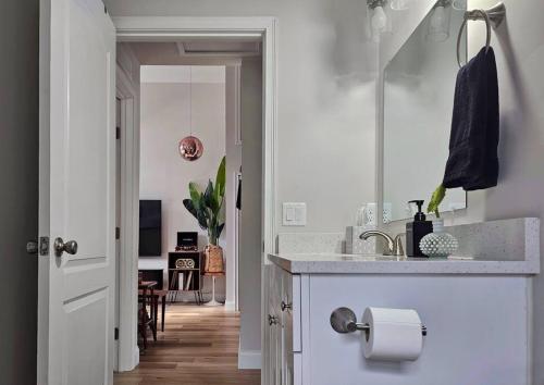 Φωτογραφία από το άλμπουμ του The Catherine - 1 mile to downtown - 2 King beds - Sleeps 5 στο Ορλάντο