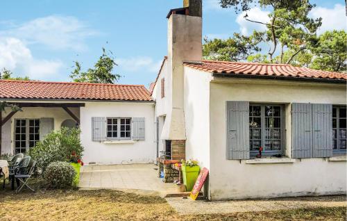 Cozy Home In La Tranche-Sur-Mer