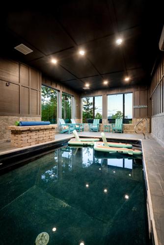 New Explorer's Hideaway,Mtn View, Firepit,Upscale photo 10