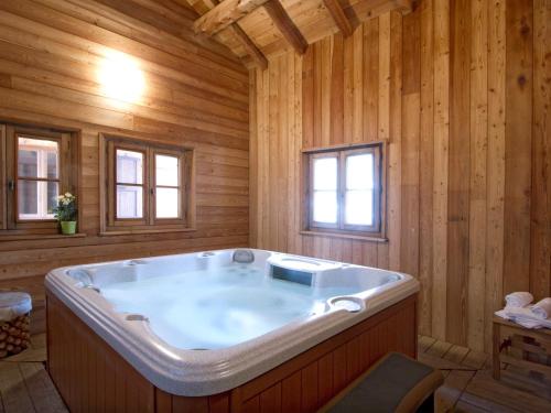 Φωτογραφία από το άλμπουμ του Chalet spacieux 15 pers, 7 chambres, sauna & jacuzzi - FR-1-811-20 σε Les Deux Alpes