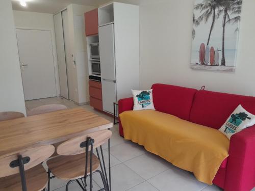 Appartement 4 pers à Mimizan Plage, tout confort entre océan et forêt, terrasse ensoleillée - FR-1-50-148