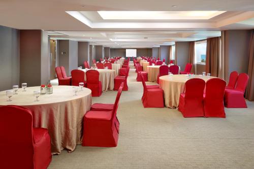 Χώρος καθιστικού στο Aston Kupang Hotel & Convention Center