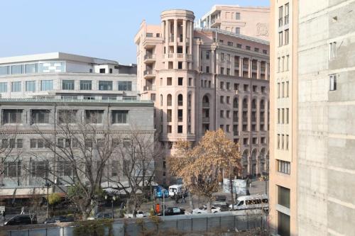 Gallery image of North avenue Art apartment in Yerevan