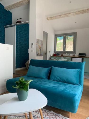 Agréable Studio entre mer & montagne piscine privé