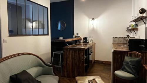 Η κουζίνα ή μικρή κουζίνα στο Prestigieuse Résidence ST MARIE - Appt 2 Chambres - N 16