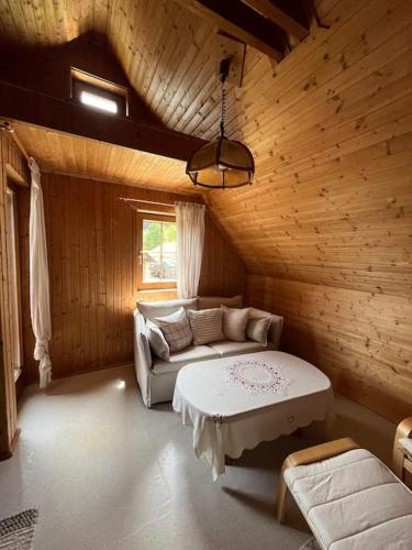 Posezení v ubytování Naturparadies, Kleines Bauernhof-Häuschen