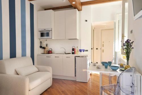 Montenapoleone Suite in the heart of Milan - Best Location Possible