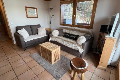 Les Granges 13 6-8 person