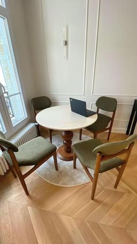 4P 1BR - Fully Renovated with AC - Champs-Elysées